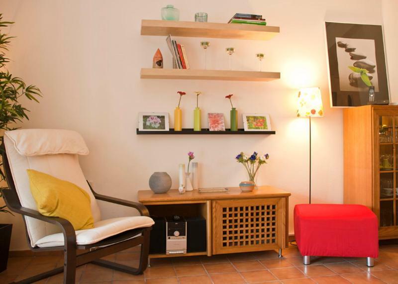 Comfortable Garden Apt Near Vouliagmeni Beach Atenas Exterior foto